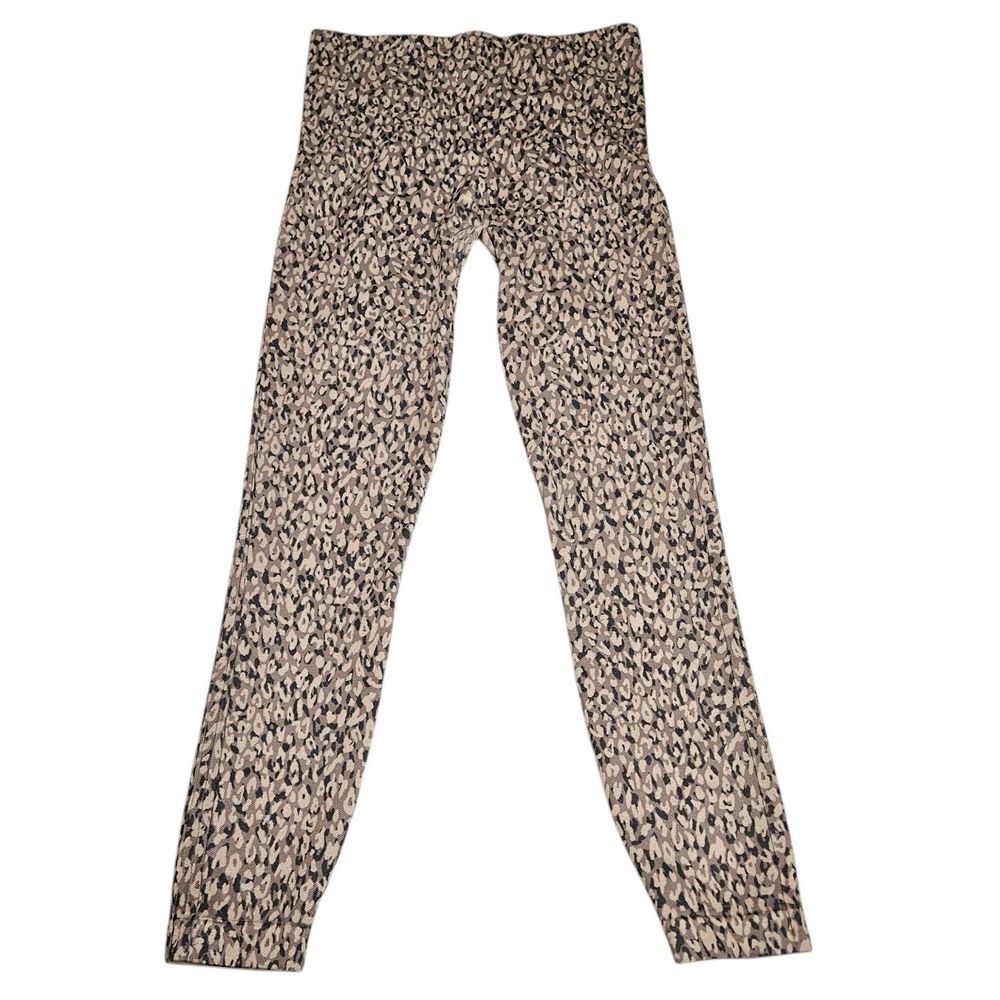 Spanx Womens Sz M Look At Me Now Seamless Leggings Slimming Pull On Animal Print